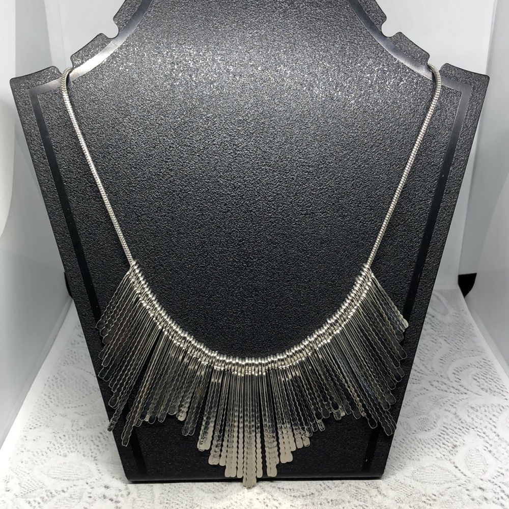 Silver tone modernist style dressy statement bib chain necklace metal fringe